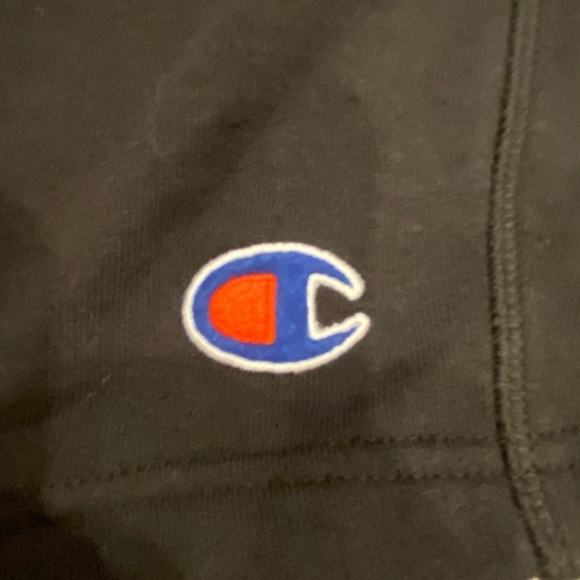 Black champion shorts - Picture 5 of 5